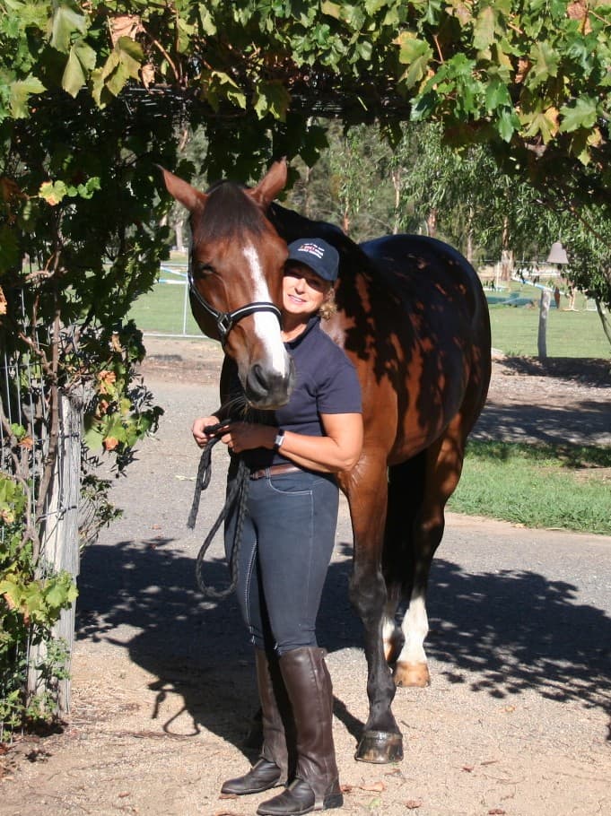 0294: Amanda Hocking 2 - "Ten Tips To A Happier Horse" cover art