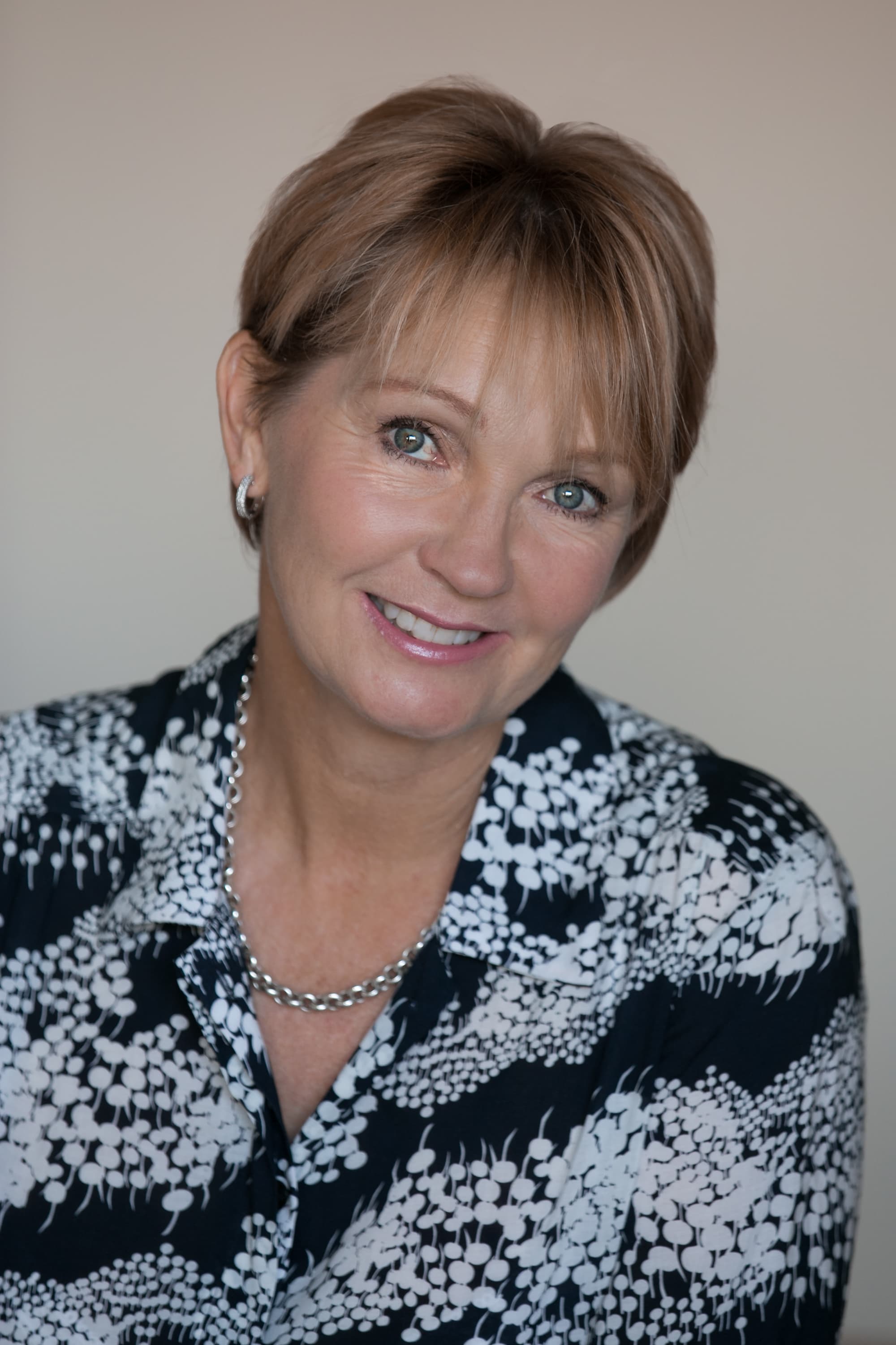 0304: Meredith Chapman 2 - "Ten Important Safety Considerations When Working With Horses" cover art